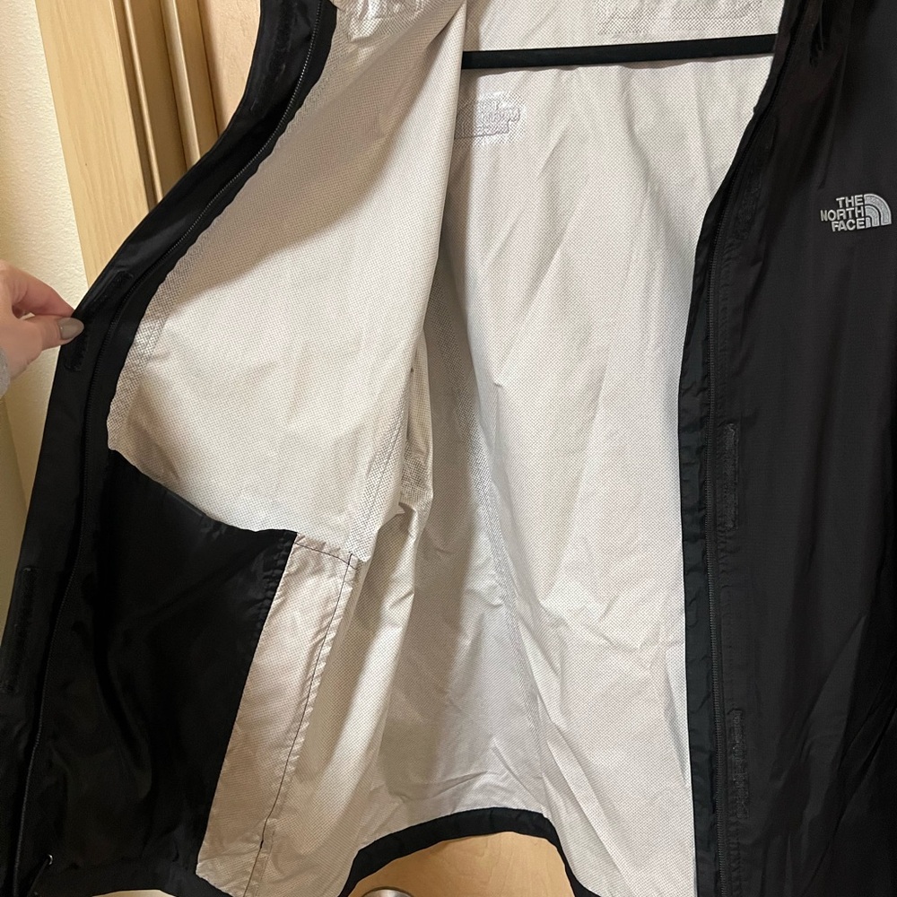 The North Face “Venture” Women's Black Jacket - Picture 5 of 5